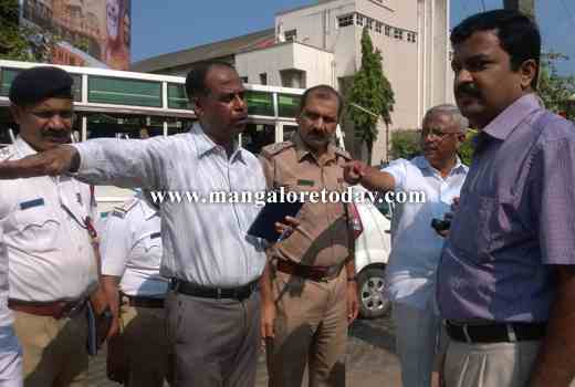 MLA Lobo inspects  prominent junctions 1